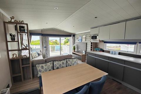 2 bedroom park home for sale, Swanage Bay View – Dorset