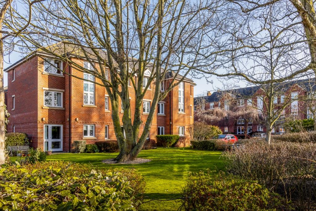 53 Georgian Court (Spalding)-6