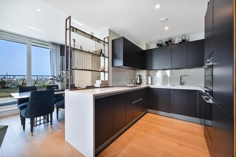 3 bedroom flat for sale, Valetta House, Queenstown Road, London, SW11