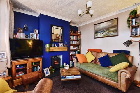 3 bedroom terraced house for sale, Wolstanton Road, Newcastle, ST5