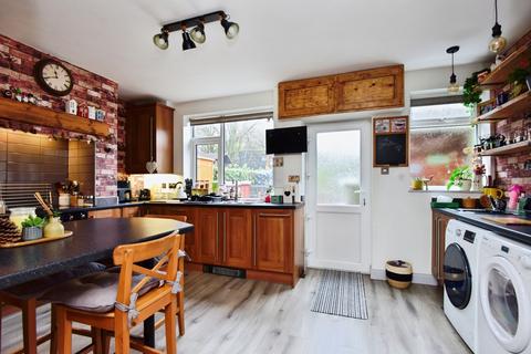 3 bedroom terraced house for sale, Wolstanton Road, Newcastle, ST5