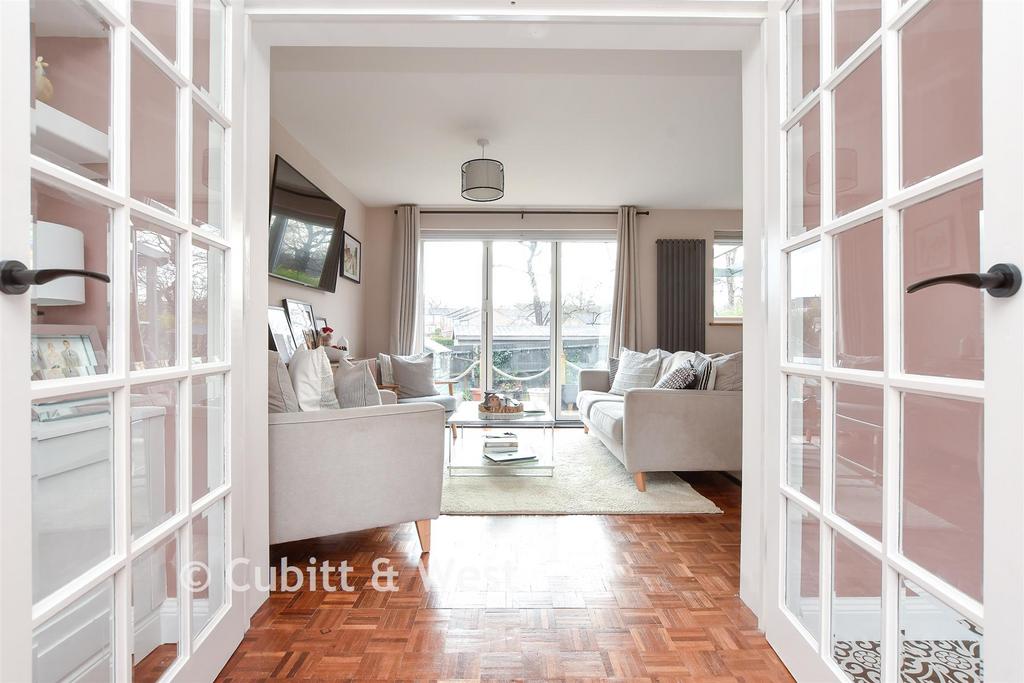 Internal Lifestyle Photograph