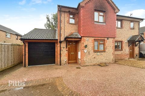 undefined, Linnet Close Newport PO30