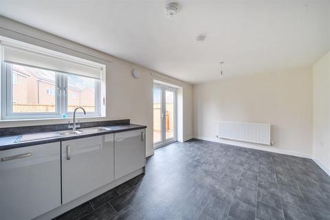 undefined, Sylvester Crescent, S81
