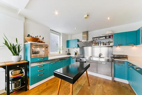 1 bedroom flat to rent, Halcyon Wharf, Wapping High Street, London, E1W