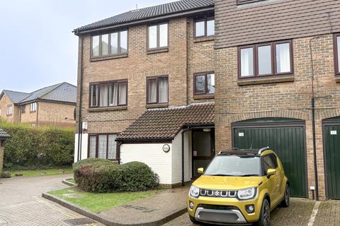 undefined, Connaught Gardens, Crawley RH10