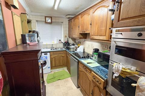 undefined, Connaught Gardens, Crawley RH10