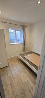 undefined, Connaught Road, Luton, LU4
