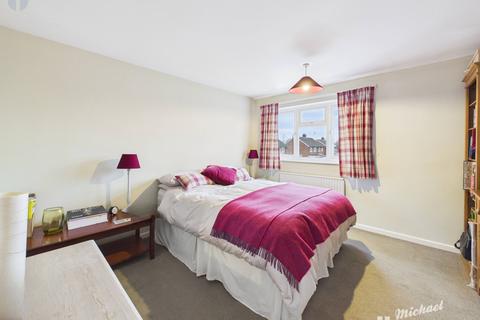 3 bedroom semi-detached house for sale, Bedgrove, Aylesbury