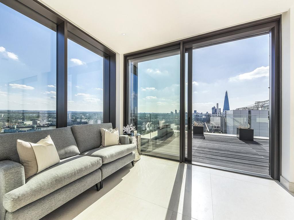 Admiralty House E1