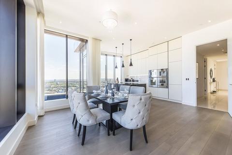 3 bedroom penthouse to rent, Admiralty House, 150 Vaughan Way, E1W