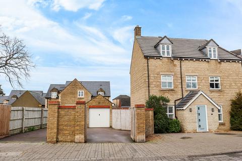 undefined, Zander Road, Calne SN11