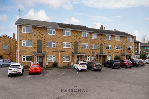 2 bedroom maisonette to rent, The Orchard, Epsom