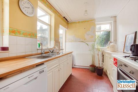 2 bedroom terraced house for sale, Orchard Road, Welling, DA16