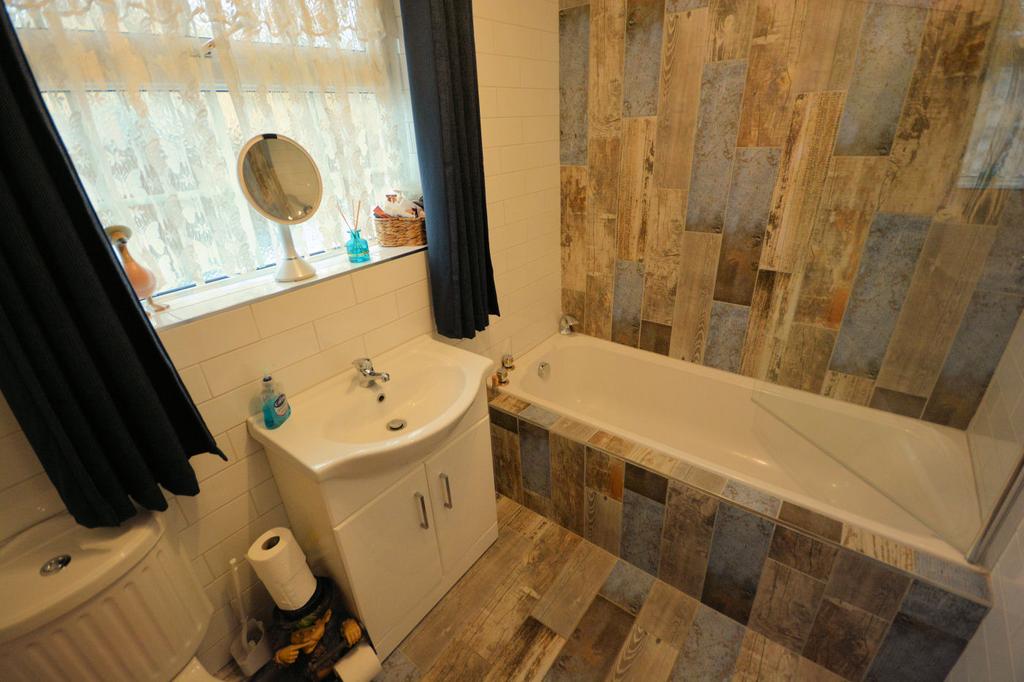 Family bathroom