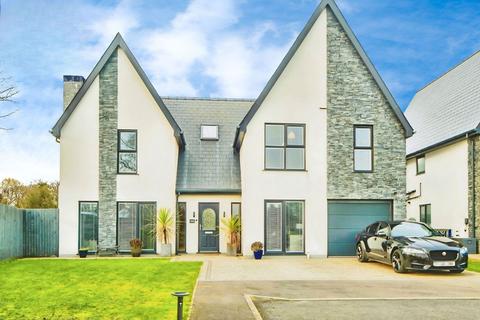 undefined, Laurel Court, Bridgend CF31