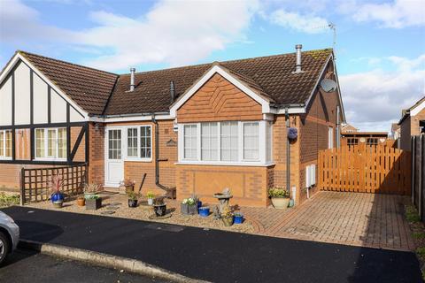 2 bedroom semi-detached bungalow for sale, Glanford Way, Scunthorpe
