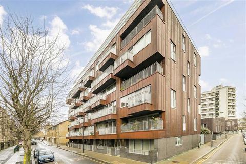 1 bedroom flat for sale, Copperfield Mews, London E2