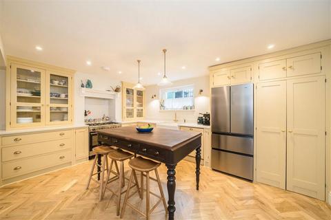 4 bedroom house for sale, Sidney Road, London SW9