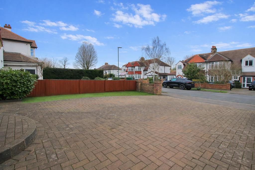 Driveway.JPG