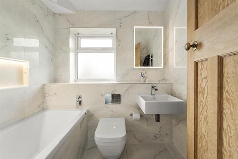 3 bedroom semi-detached house for sale, Davenham Road, Sale