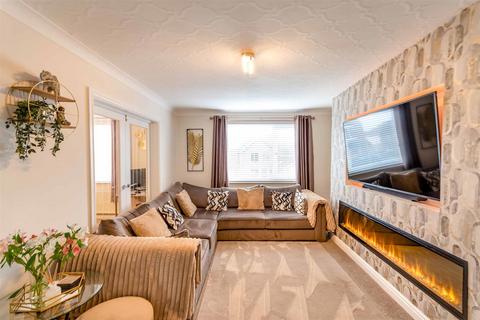 3 bedroom semi-detached house for sale, Rotherham Road, Maltby, Rotherham
