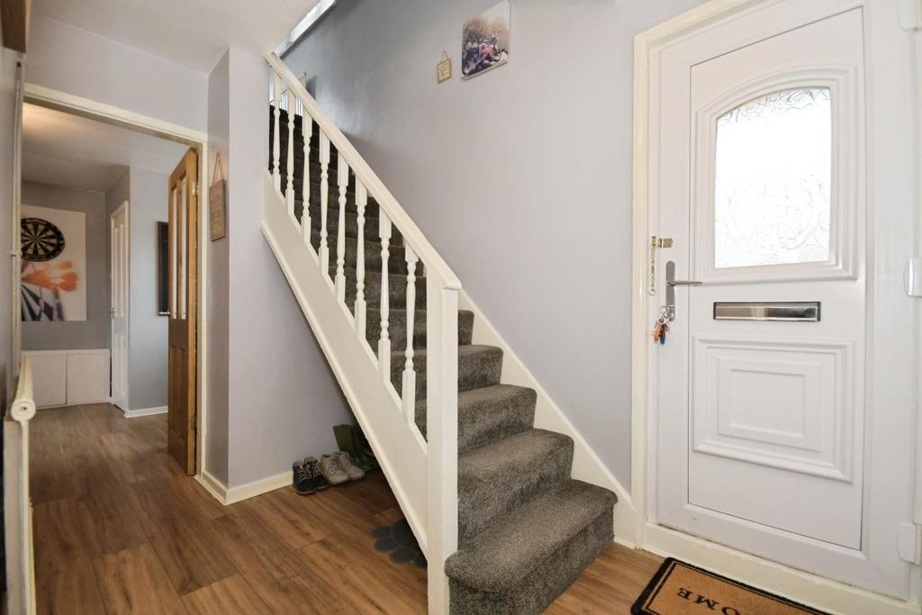 ENTRANCE HALL.jpg