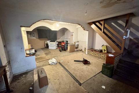 3 bedroom end of terrace house for sale, Marfleet Lane, Hull, HU9 5RJ