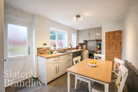 2 bedroom end of terrace house to rent, Cardale Road, Nottingham, Nottinghamshire, NG3