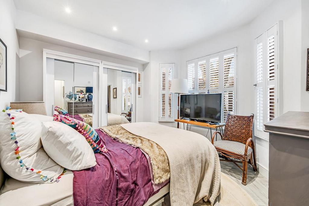 46 Thorney Hedge Road-9.jpg