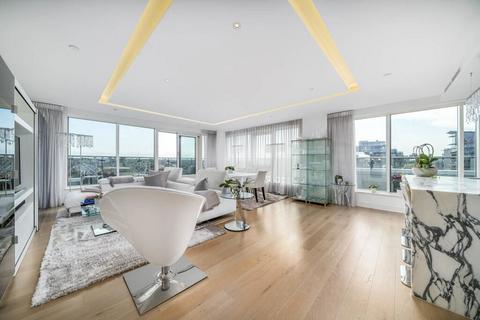 3 bedroom flat for sale, Juniper Drive, London, SW18 1FX