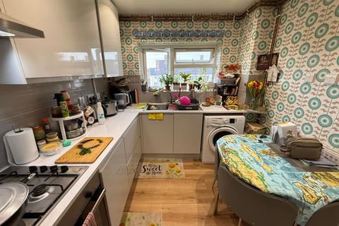 1 bedroom flat for sale, Ludlow Mead, South Oxhey, Watford, WD19