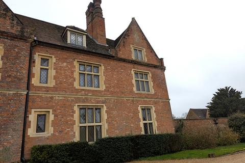 undefined, Hurst House, Hurst RG10