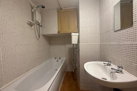 undefined, Hurst House, Hurst RG10