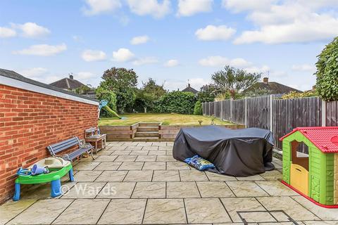 3 bedroom semi-detached house for sale, Sheppey Road, Maidstone ME15