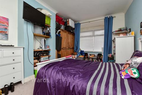 4 bedroom chalet for sale, Margate Road, Ramsgate CT12