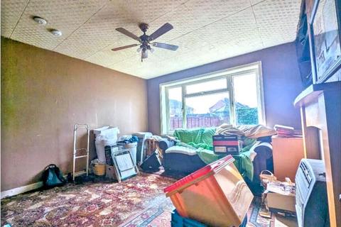 3 bedroom terraced house for sale, Waincliffe Garth, Beeston, Leeds, West Yorkshire, LS11 8HU