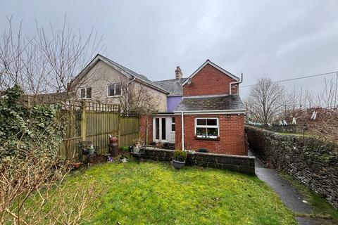3 bedroom semi-detached house for sale, Llanybydder, SA40