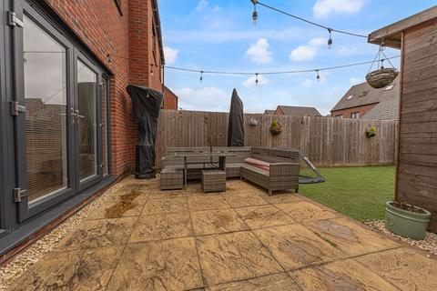 3 bedroom semi-detached house for sale, Kings Wall Drive, Newport, NP19