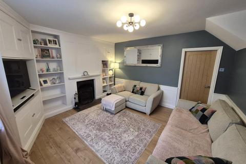 3 bedroom semi-detached house for sale, Shipston Road, Long Compton, Shipston-On-Stour