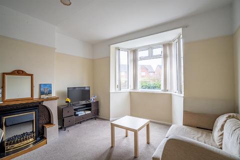 3 bedroom semi-detached house for sale, Swale Avenue, Dringhouses, York, YO24 2PU