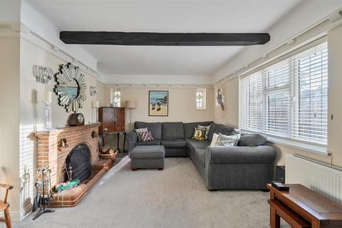 undefined, Colcokes Road, Banstead