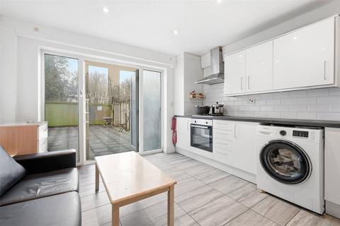 4 bedroom terraced house to rent, Carteret Way, London, SE8