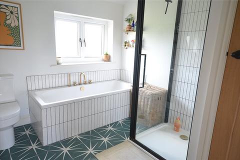 undefined, Peakfield, Frensham, Farnham, Surrey, GU10