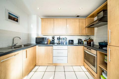 undefined, Holland Gardens, Brentford TW8