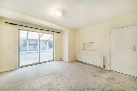 3 bedroom house for sale, Lyndhurst Avenue, London