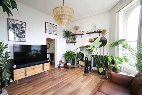 1 bedroom flat for sale, St Aubyns, Hove