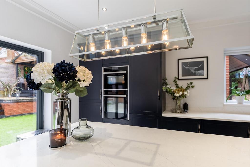 74 Hadrian Way-013.jpg