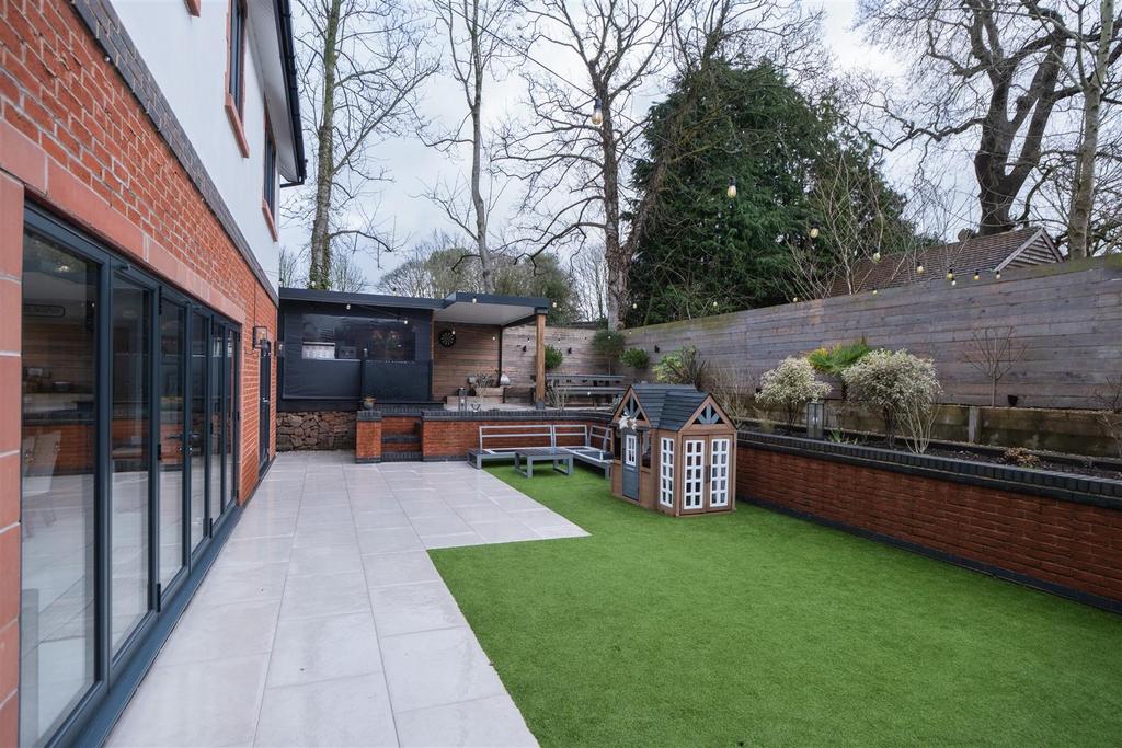 74 Hadrian Way-070.jpg