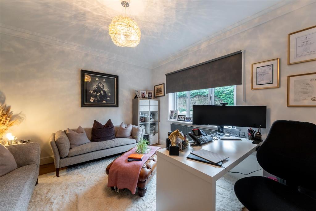 74 Hadrian Way-024.jpg